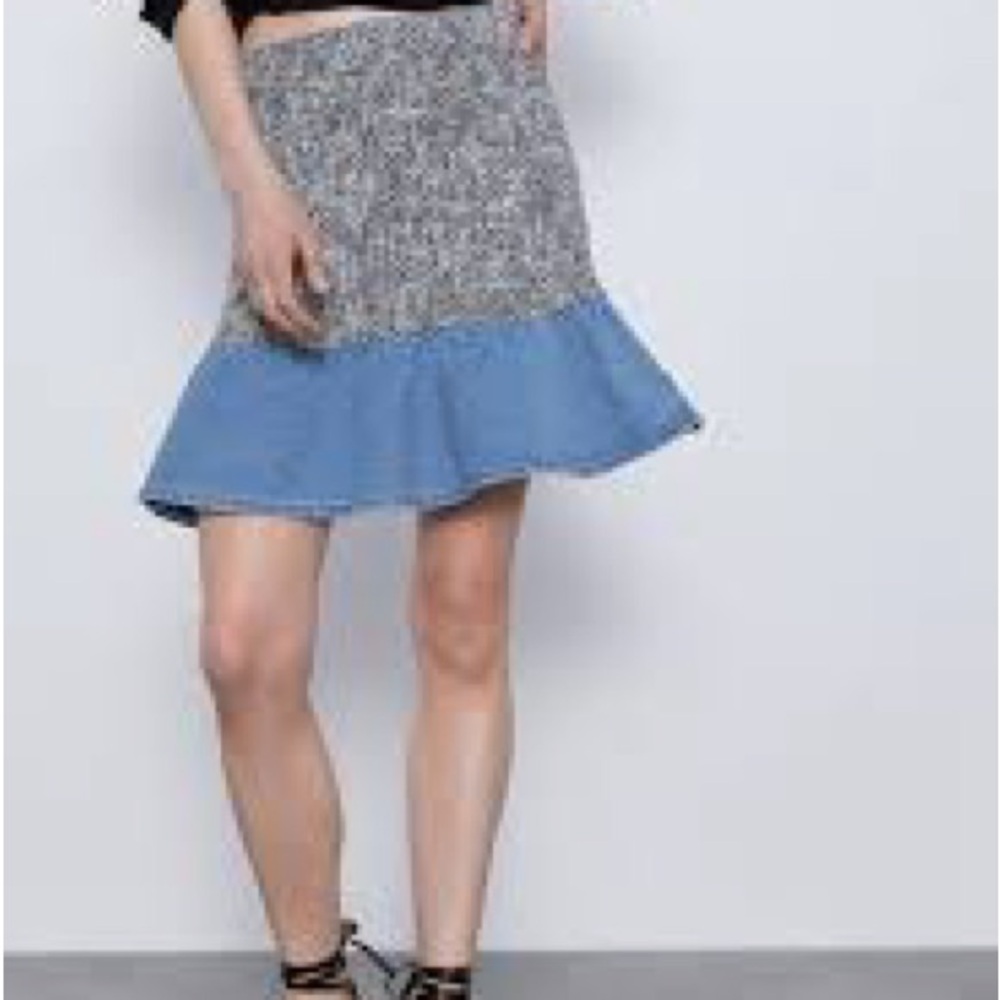 Zara Women’s denim and tweed skirt